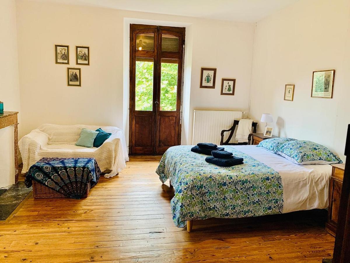 Bed and Breakfast Le Bearn Sous Les Toits Nay  Zewnętrze zdjęcie